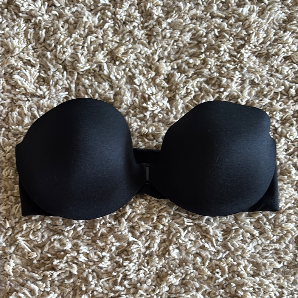 Black Strapless Bra